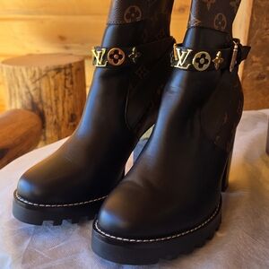 Louis Vuitton Black and Brown Monogram Heeled Boots